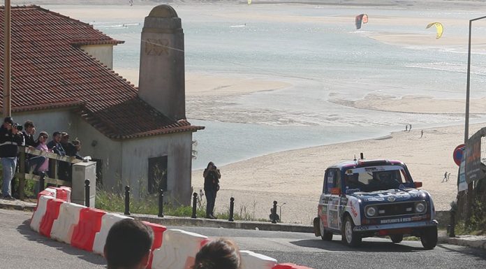 Centenas de pessoas no domingo para assistir à Rampa da Foz