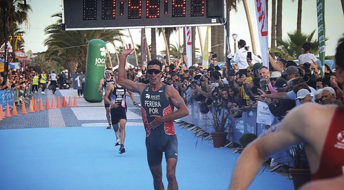 João Pereira sobe ao pódio em Quarteira