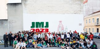 Jovens criam mural alusivo à JMJ nas Caldas