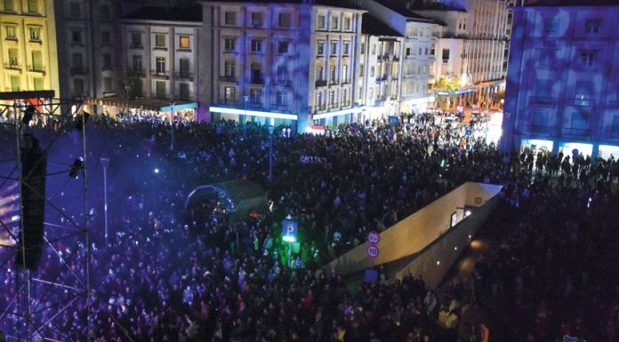 HMB na Festa da Cidade atraiu multidão à Praça 25 de Abril