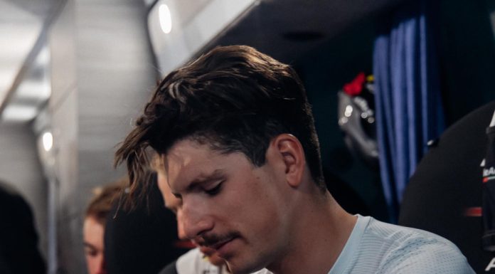 Giro D’Italia: João Almeida passa incólume em etapa “acidentada”