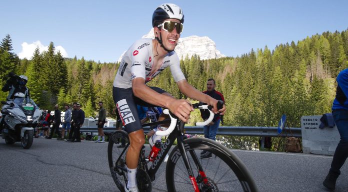 Giro D’Italia: João Almeida perde mais 20 segundos, mas ainda sonha