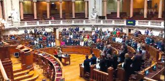 Voto de pesar por João B. Serra na Assembleia da República