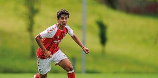 Futebol: Tiago Ferreira é campeão da 2ª Divisão nacional de Sub-17