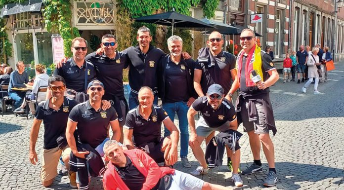 Futebol: Veteranos do Bairro representaram Portugal