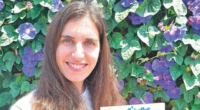 Caldense Cláudia Neves lançou livro infantil para ensinar a ter gratidão