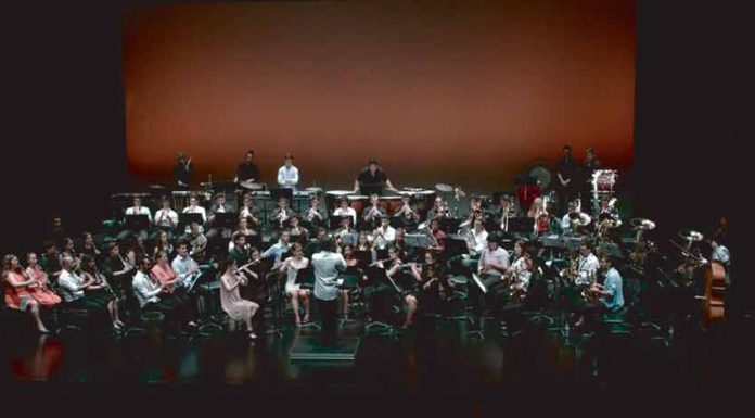 Orquestra de Sopros de A-dos-Francos atua no CCC