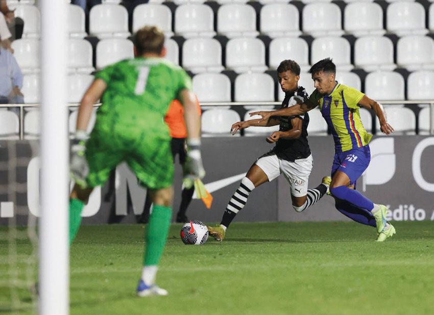 Futebol: Equilíbrio e troca de vantagens acabou em empate