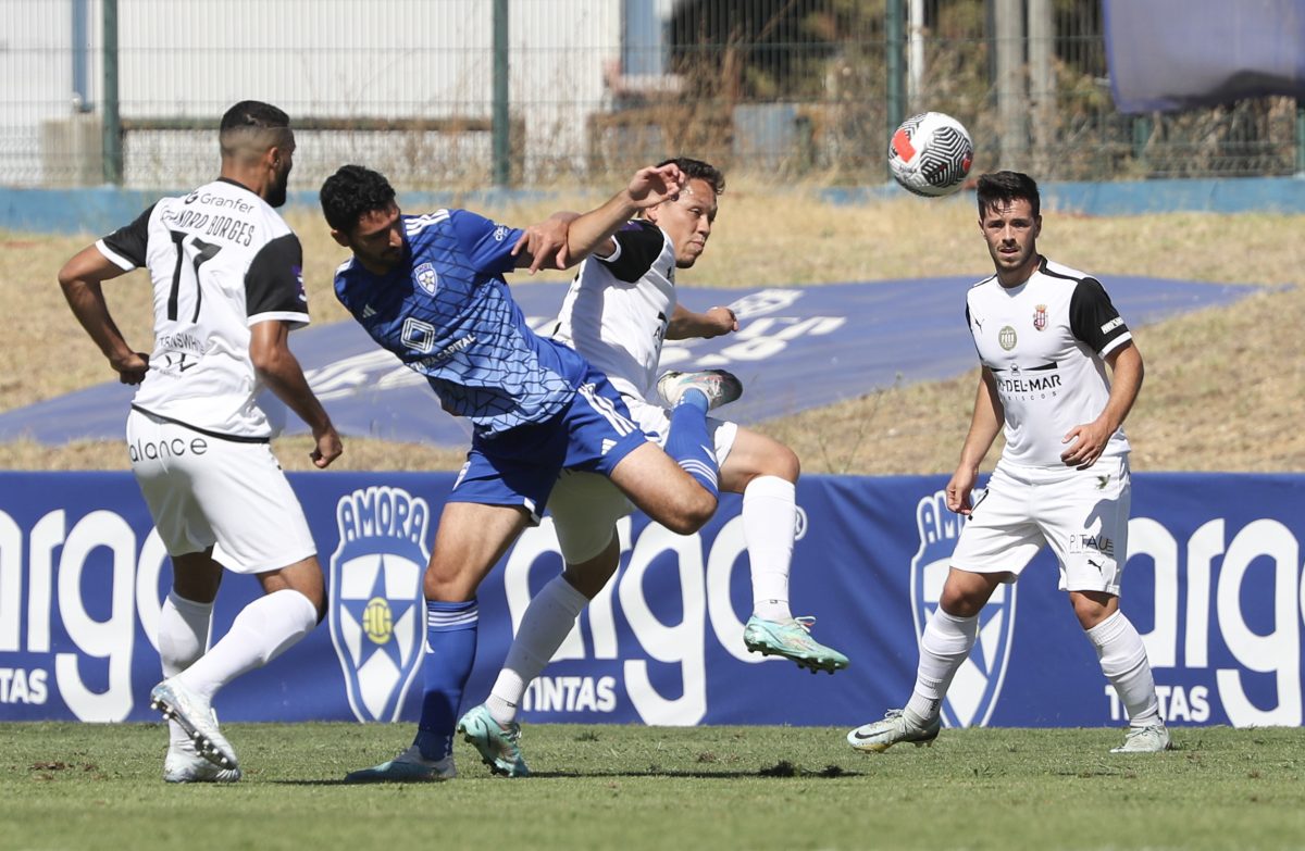 Liga 3: Caldas empata a dois golos na Amora