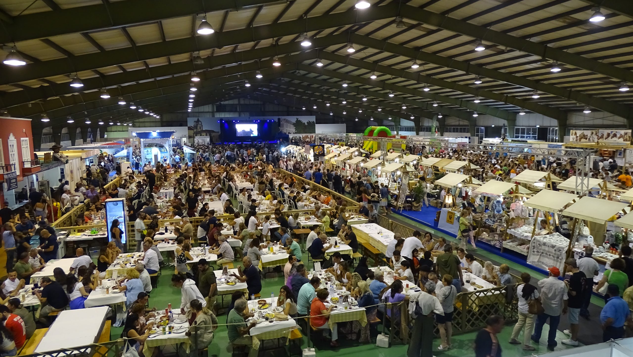 Tasquinhas na Expoeste terminam hoje (Fotogaleria)