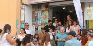 Ténis ilustrados por crianças nos 30 anos da Surfoz