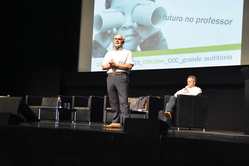 Jornadas pedagógicas debateram o futuro no professor