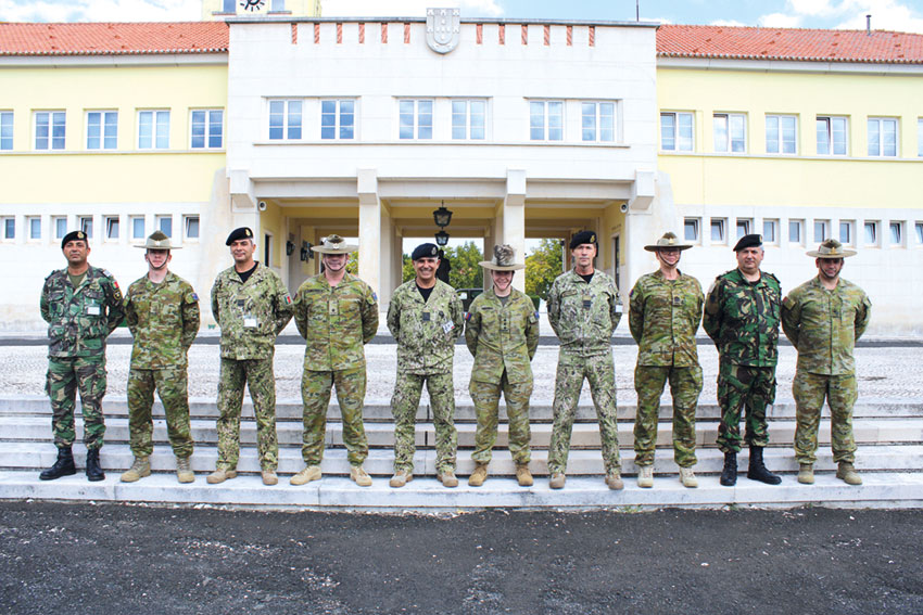 Militares australianos fizeram intercâmbio na ESE