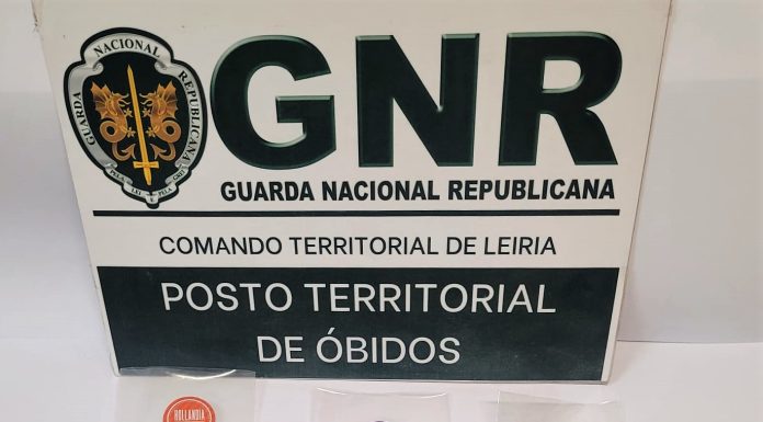 Dois detidos em flagrante por tráfico de estupefacientes em Óbidos e Peniche