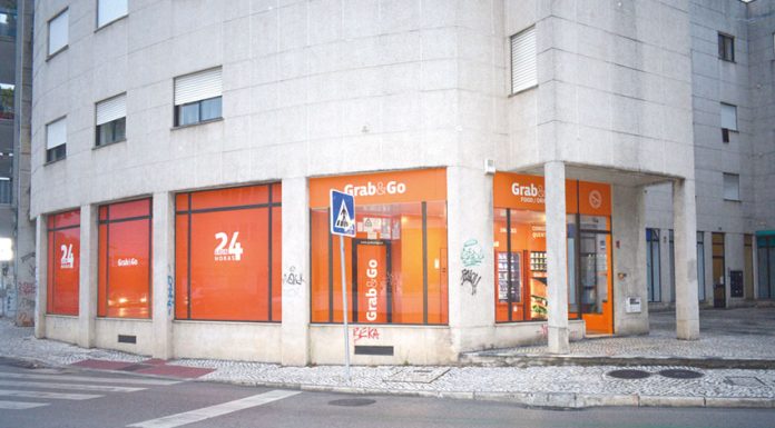 Moradores descontentes com delinquência junto a Grab & Go