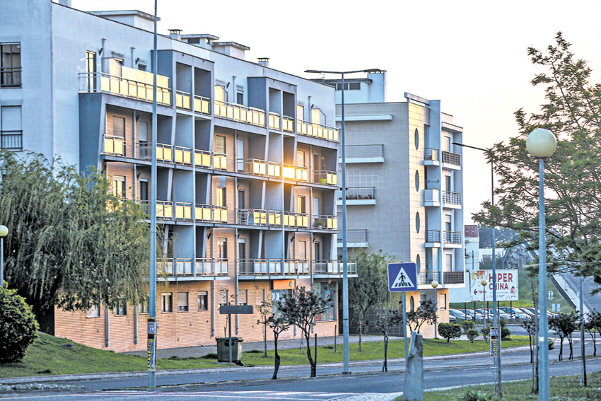 Soluções para habitação tentam contrariar dificuldades