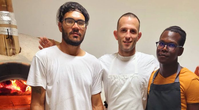 Manjerona vende pizza de forno 100% lenha e com sabores italianos