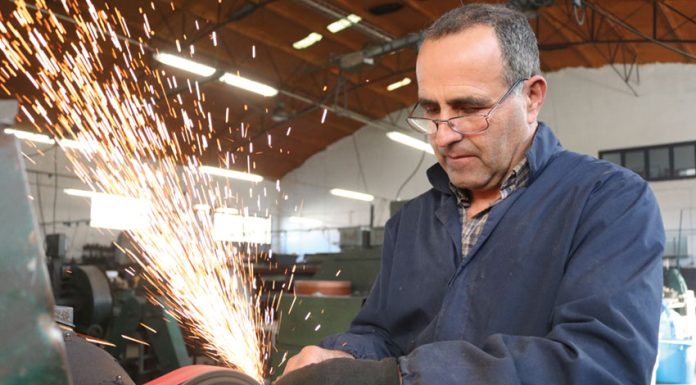 Ensino profissional articulado com empresas