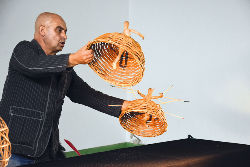 Evento: José Ramalho apresenta “Contos do Mundo” em Santarém