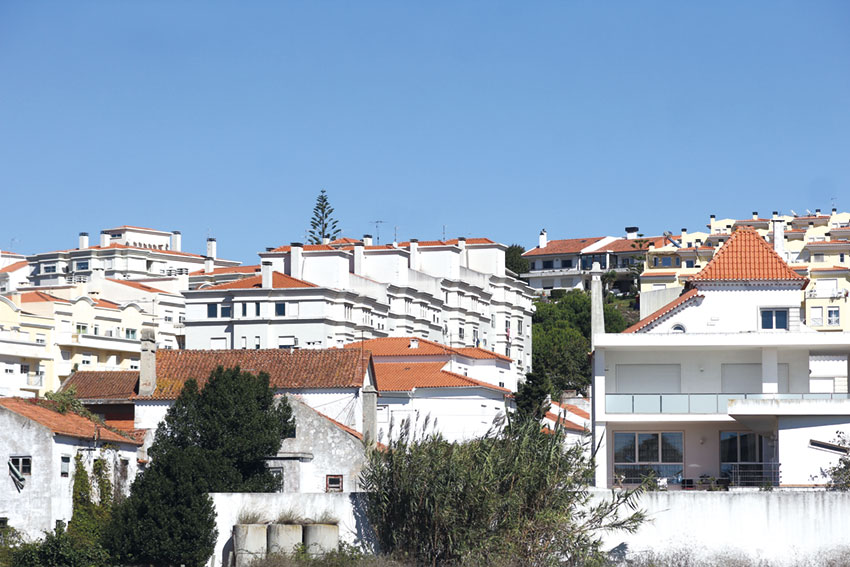 Cooperativas de habitação são promessa de casa a preços baixos