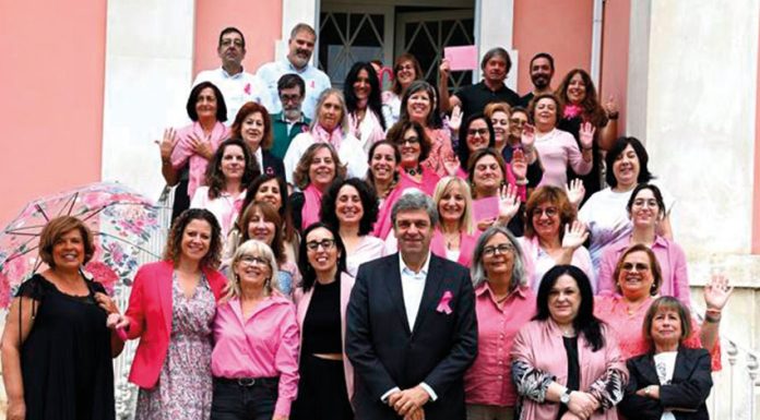 Alcobaça: Autarquia “rosa e unida” em evento contra cancro da mama
