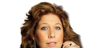 Música: Concerto com Jacinta no sábado no Cineteatro da Nazaré