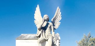 Conjunto escultórico da família Mafra Elias recuperado