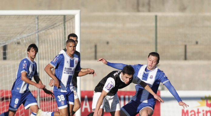 Caldas atrasa-se, mas nada está decidido