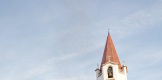 Bombarral: Desconhecidos atearam o ‘madeiro de Natal’ e estragaram a tradição da vila