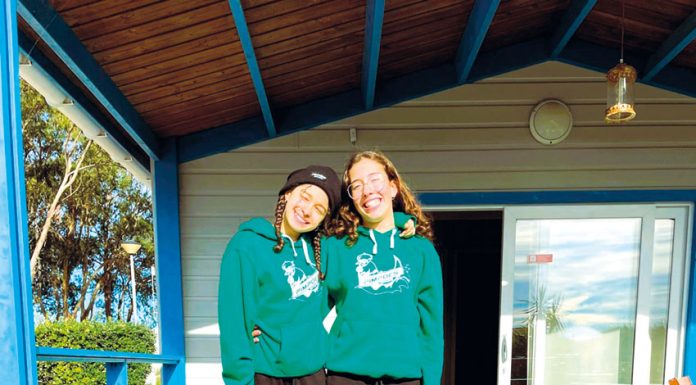 Natação: Mikhael Onutskyy é tri-campeão zonal