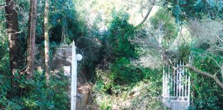 Deslizamento de terras na Rua Joaquim Frutuoso