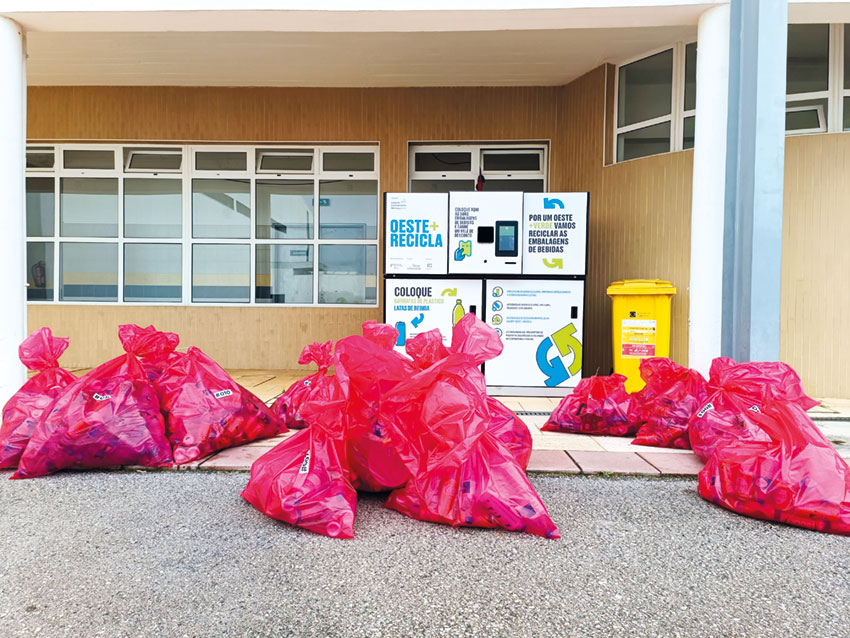 Programa Oeste + Recicla já distribuiu 18 mil euros na região