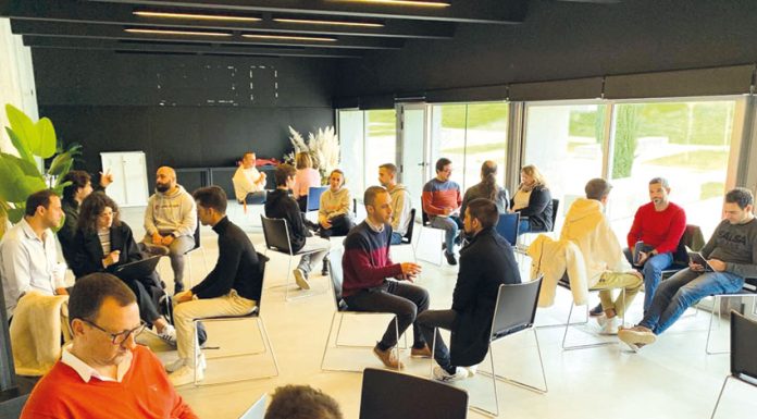 Empresas do PTO receberam formandos do curso de programação