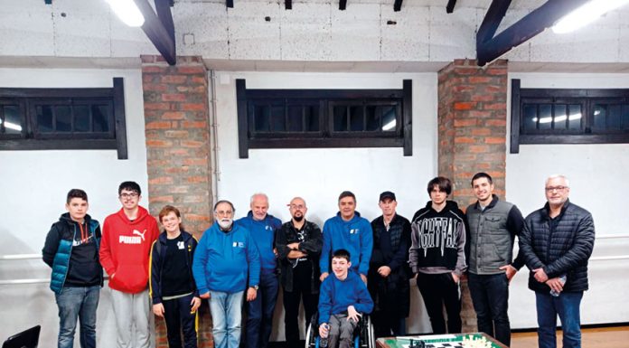 Xadrez: Peão Cavalgante/Arneirense A no pódio dos distritais de Leiria