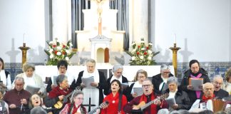 Banda Cant’Alegria e Coro de Tornada atuaram Caldas