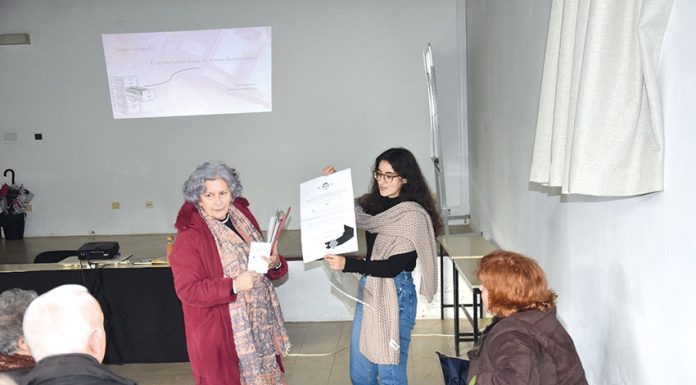 Joana Beato Ribeiro ensinou a arquivar documentação