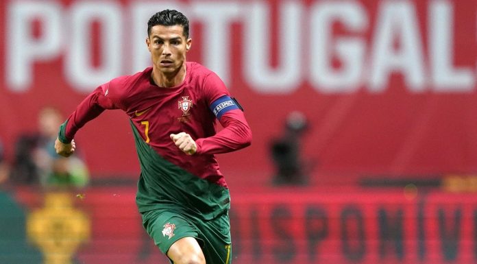 Cristiano Ronaldo alcança mais um feito notável em sua carreira