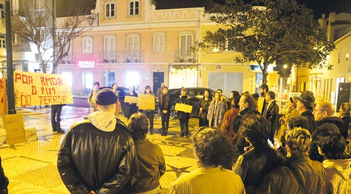 Mais de 50 pessoas pela liberdade da Palestina