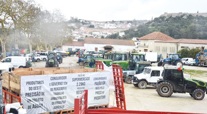 Tratores marcharam até às Caldas em protesto