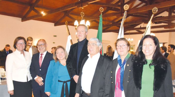 Professor e empresário caldenses foram homenageados