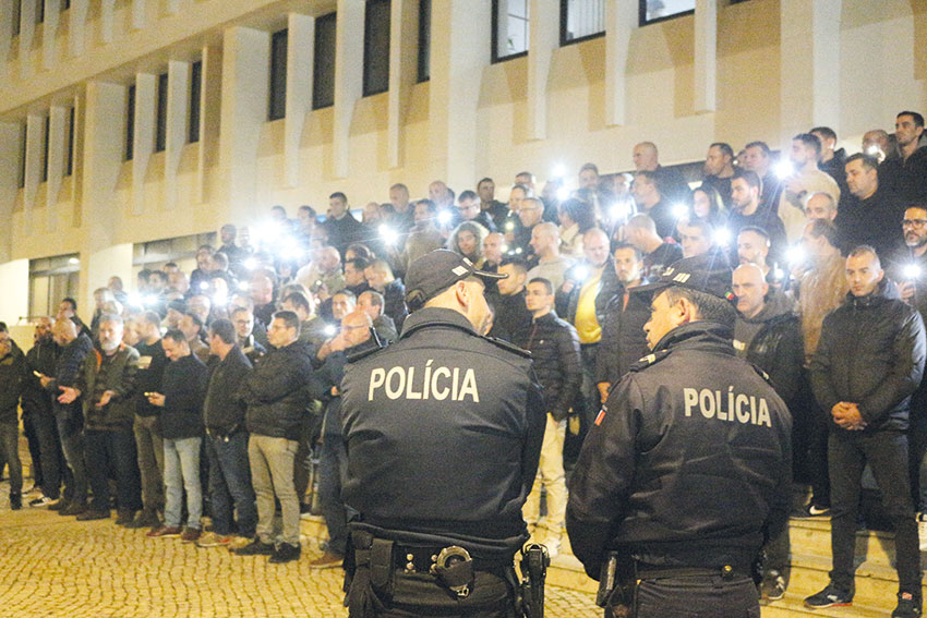 PSP, GNR e Guardas Prisionais realizaram vigília nas Caldas