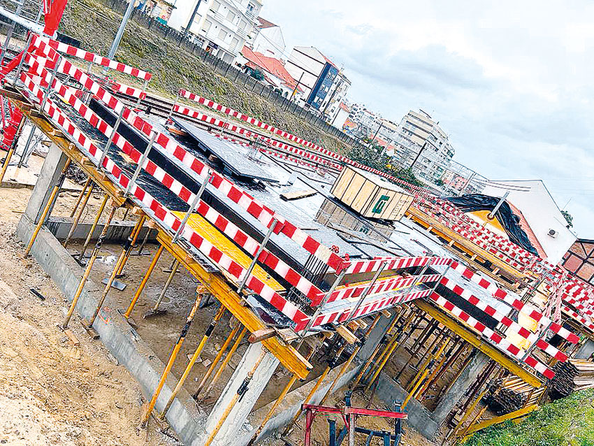Linha do Oeste eletrificada até às Caldas só no segundo semestre