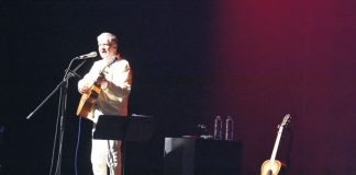 Lloyd Cole em concerto intimista nas Caldas