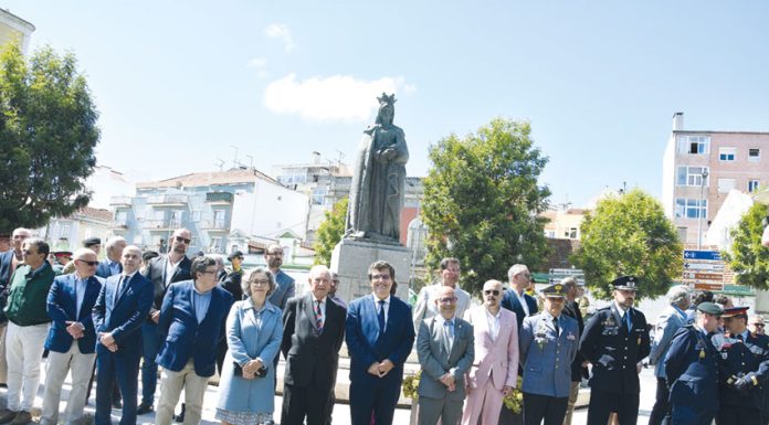 Homenagem à Rainha e Termal com apelo pelo novo Hospital