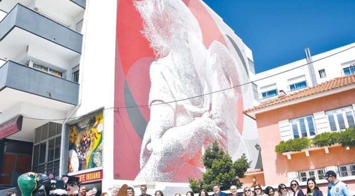 “Afetos” no mural e também no La Vie