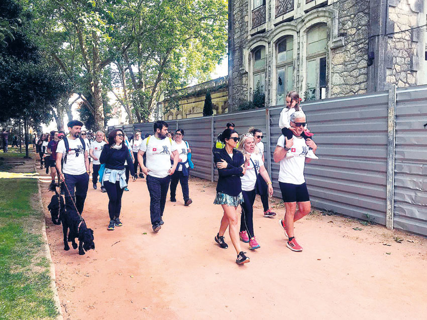 Mais  de 150 pessoas caminharam contra o cancro
