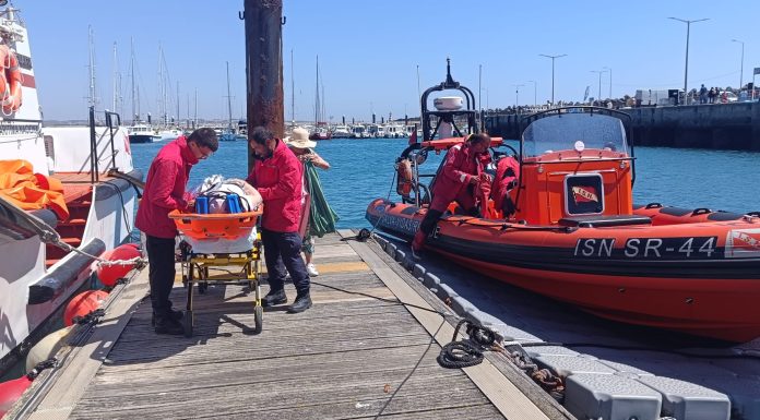 Mulher de 61 anos sentiu-se na ilha da Berlenga