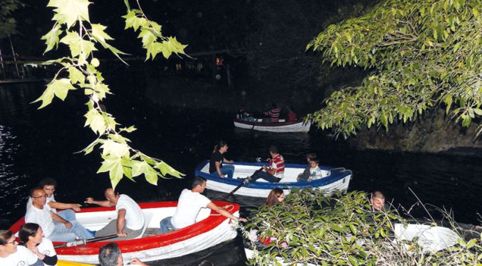 Grande regata no Lago do Parque a 25 de maio