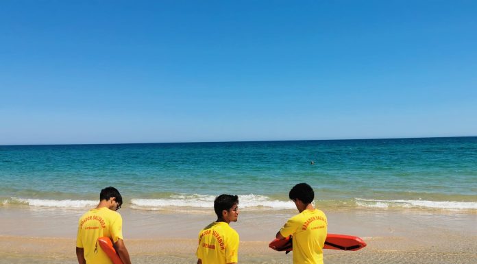 Criança socorrida por afogamento na Foz do Arelho