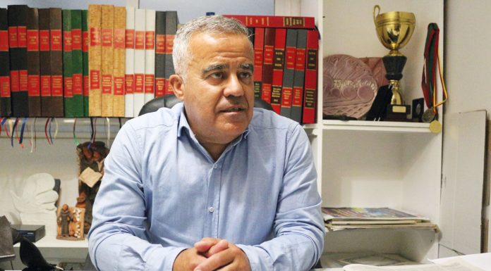 “O executivo do Vamos Mudar tem gerido a Câmara mais por impulsos do que por uma ideia estratégica”